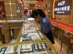 珠宝店客流量统计表
