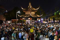 国庆人流量统计