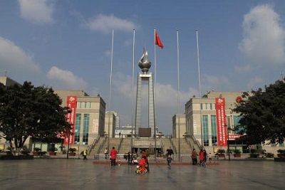 绵阳市中心人流量分析报告